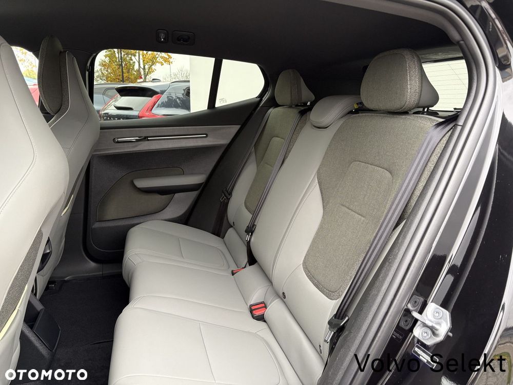 Volvo EX30 - 18