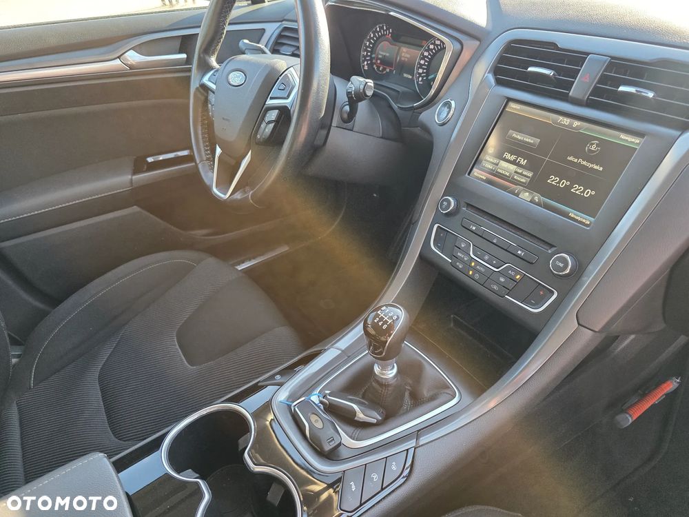 Ford Mondeo 1.6 TDCi Titanium - 19