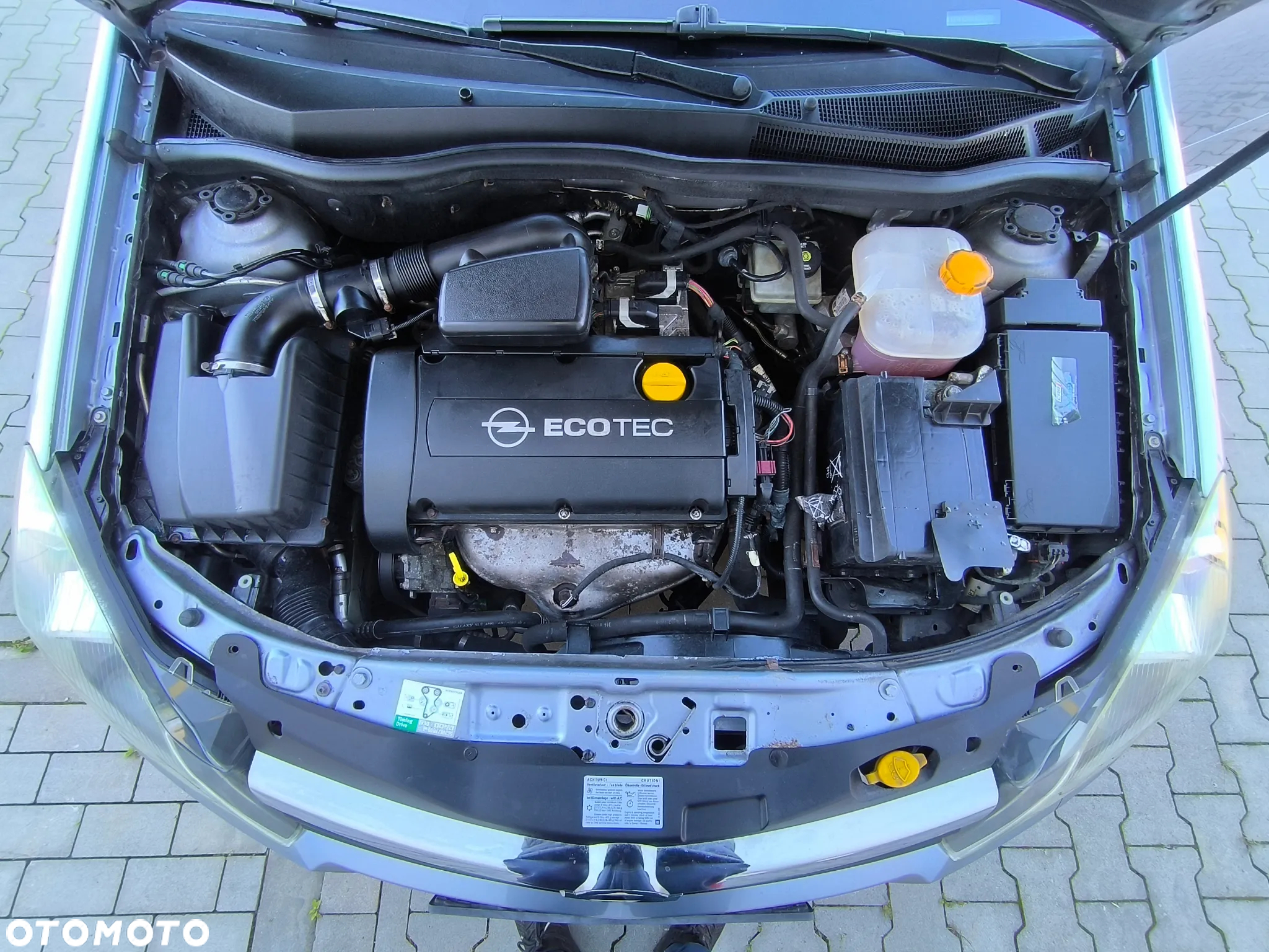 Opel Astra 1.6 - 24