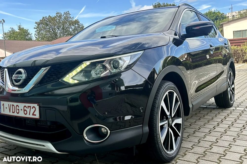 Nissan Qashqai 1.6 DCI Xtronic TEKNA - 18