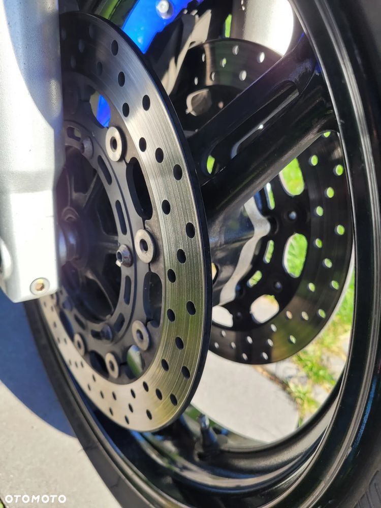 Yamaha FJR - 14