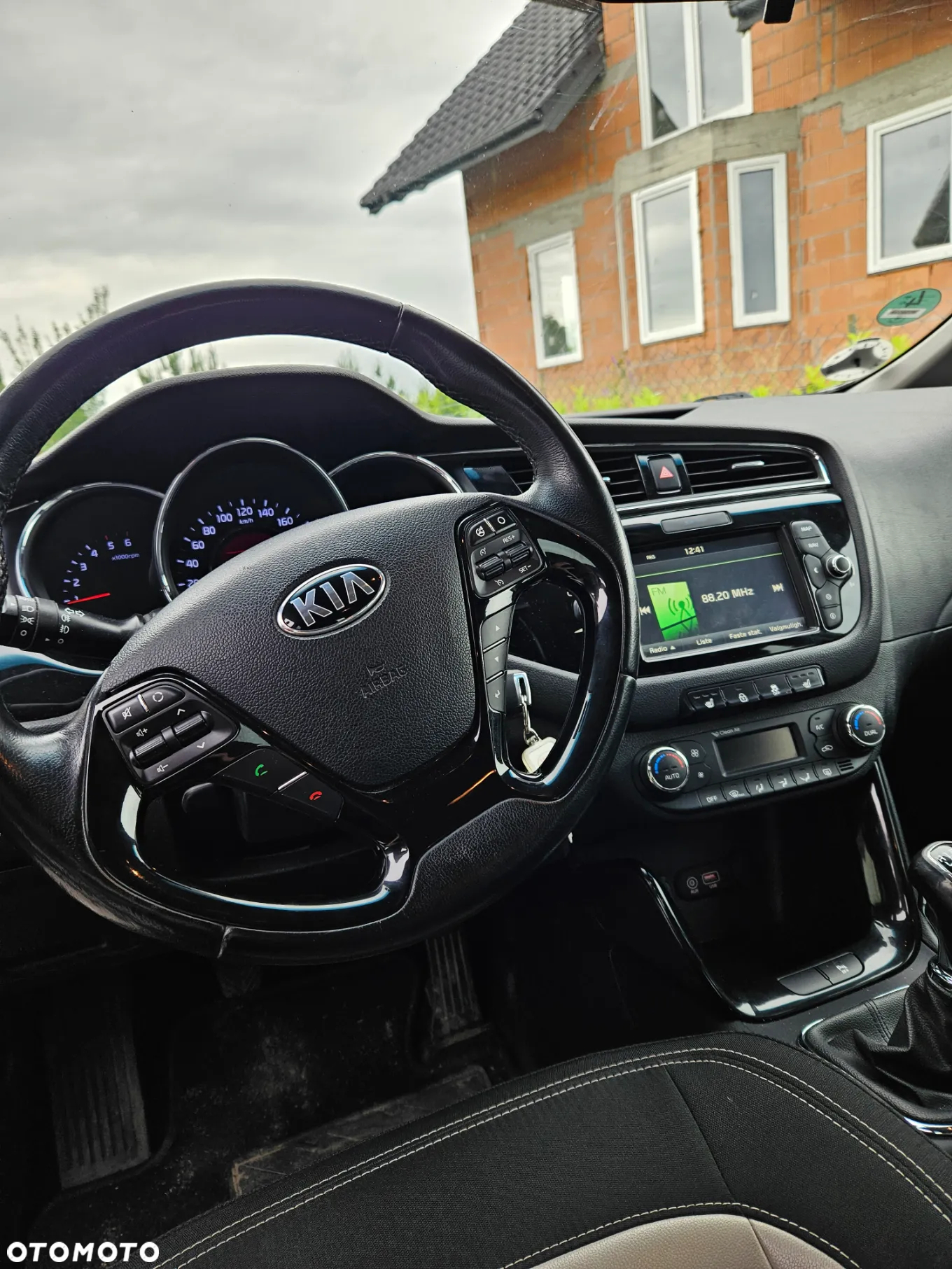 Kia Ceed 1.6 CRDi 136 ISG Platinum Edition - 21