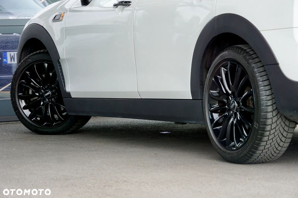 MINI Cooper Standard - 14