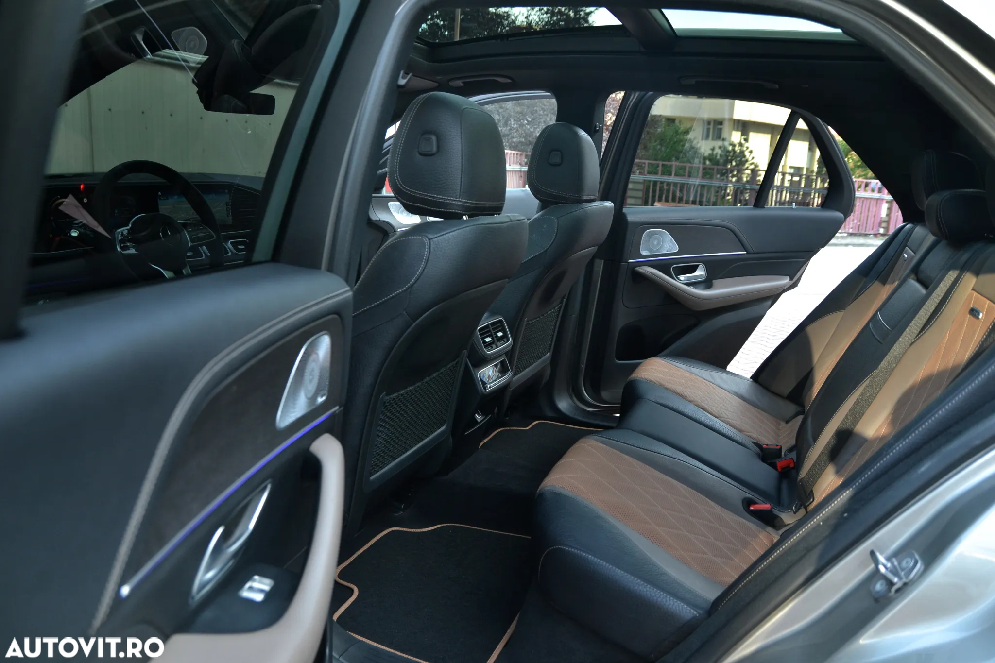 Mercedes-Benz GLE 350 d 4Matic 9G-TRONIC AMG Line - 12
