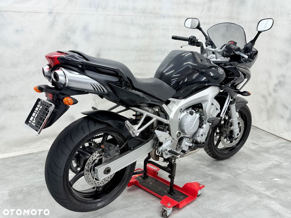 Yamaha FZ6 - 12