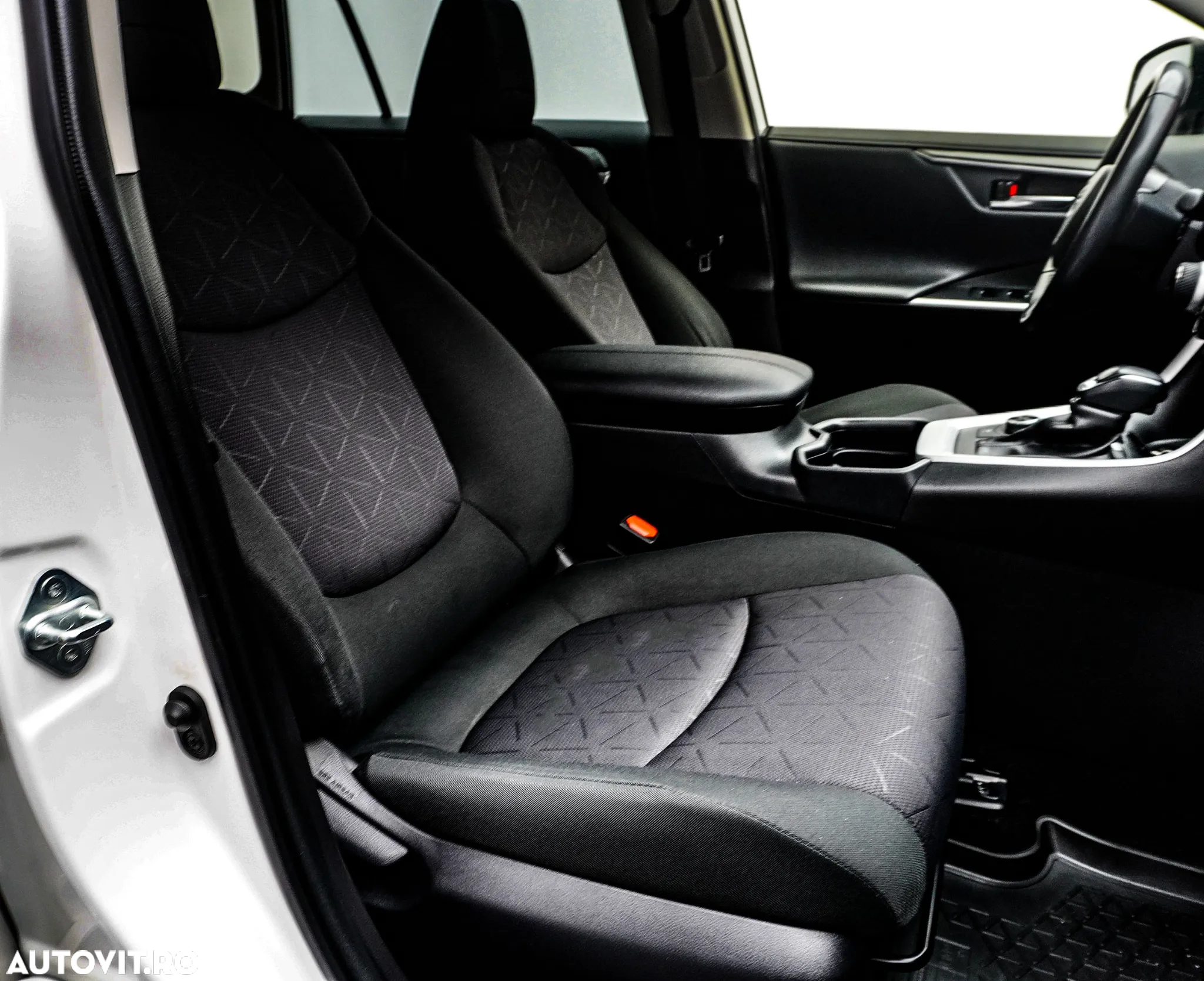 Toyota RAV4 2.5 Hybrid VVT-iE 4x4 Dynamic - 15