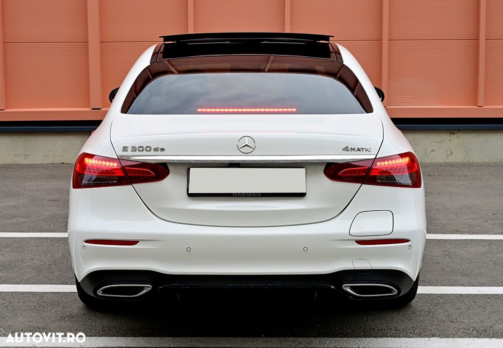 Mercedes-Benz E 300 4MATIC 9G-TRONIC AMG Line - 37