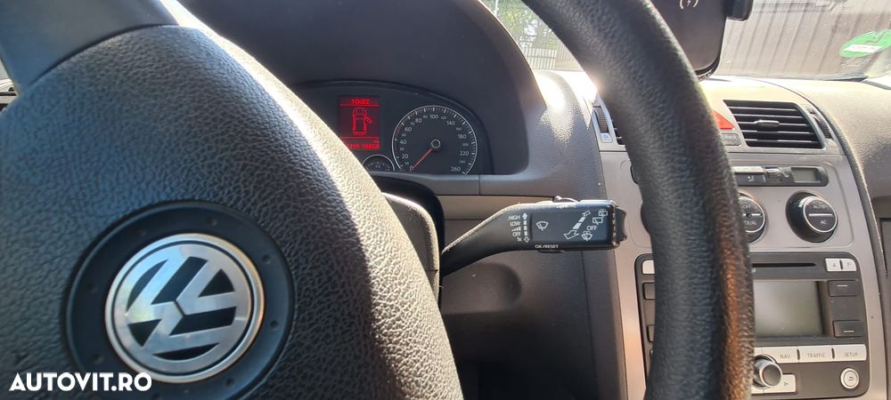 Volkswagen Touran 1.9 TDI DPF Conceptline - 21