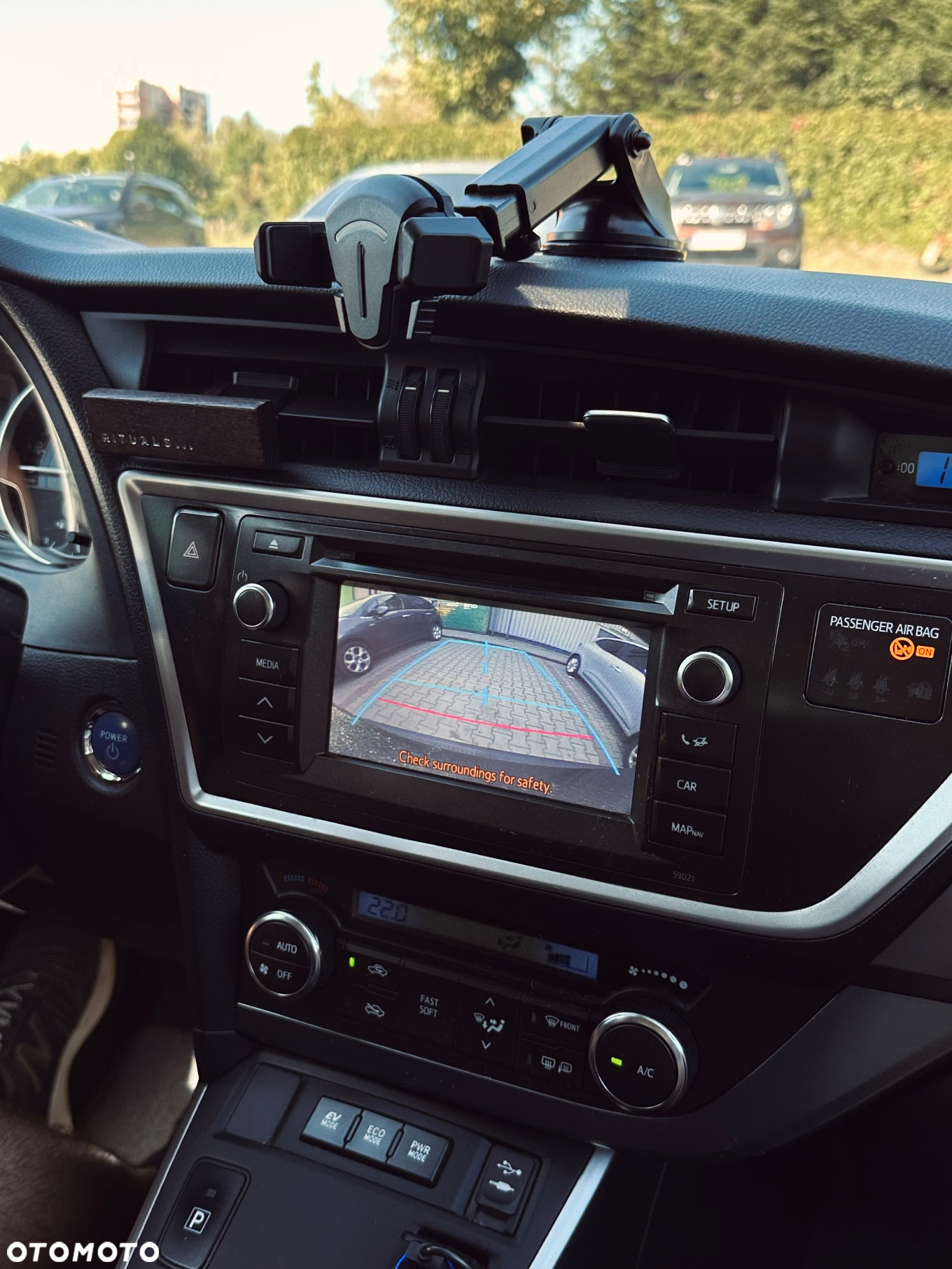 Toyota Auris - 9