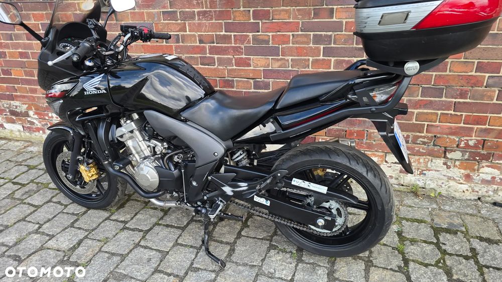 Honda CBF - 11