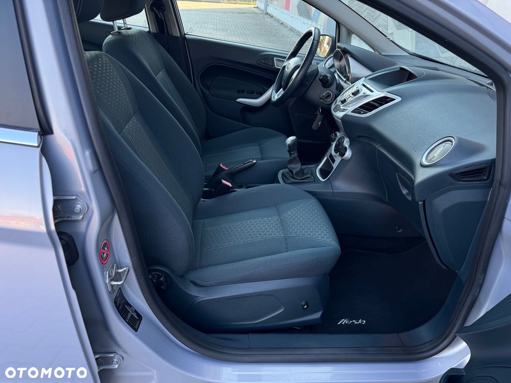 Ford Fiesta - 7