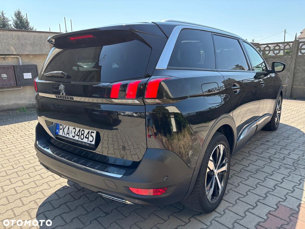Peugeot 5008 - 5