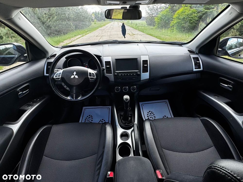 Mitsubishi Outlander 2.0 Invite 2WD EU5 - 19