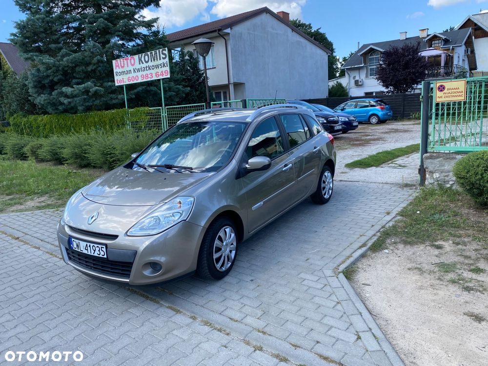 Renault Clio - 1