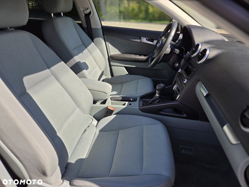 Audi A3 Sportback - 10