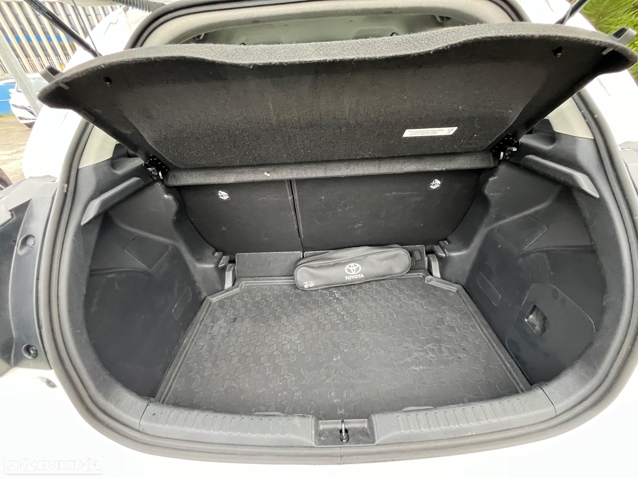 Toyota Yaris 1.0 VVT-i Comfort - 17
