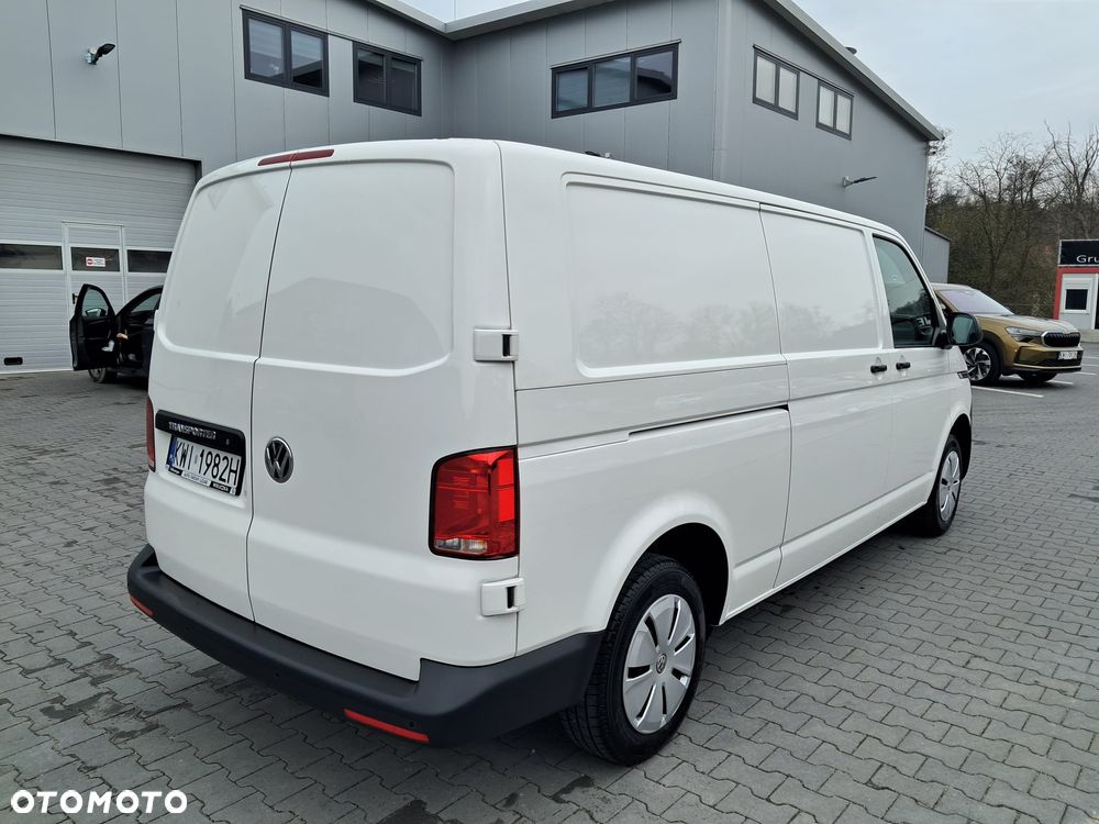 Volkswagen Transporter - 11