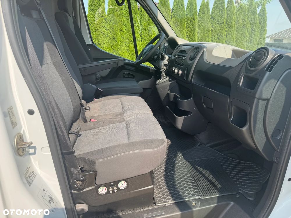 Renault Master - 10