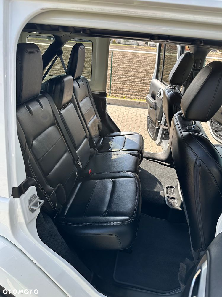 Jeep Wrangler Unlimited GME 2.0 Turbo Sahara - 33