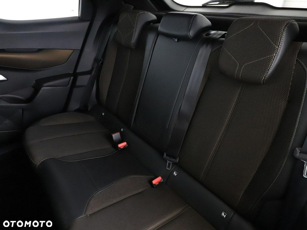 DS Automobiles DS 3 Crossback 1.2 PureTech Montmartre - 18