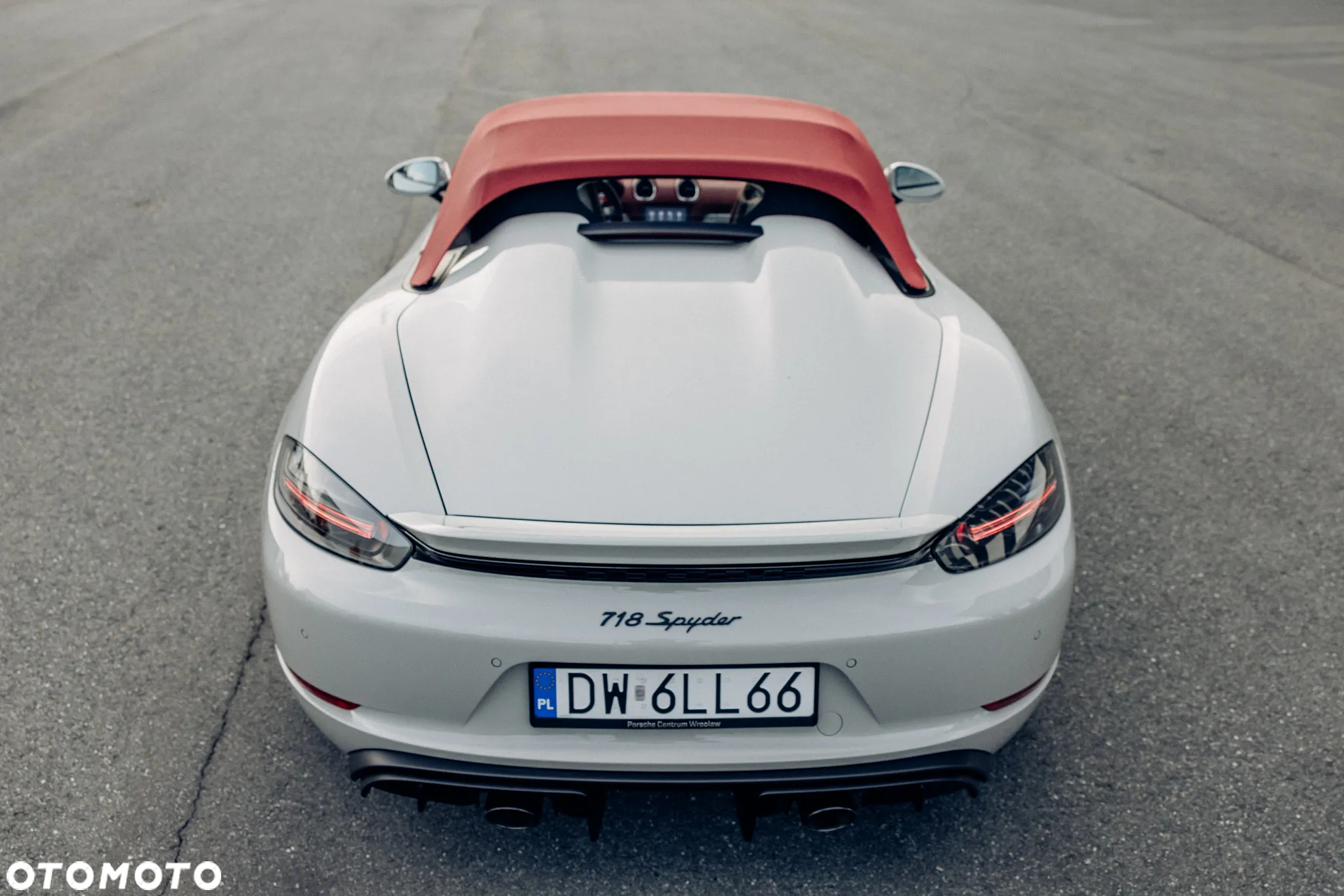 Porsche 718 Spyder - 21