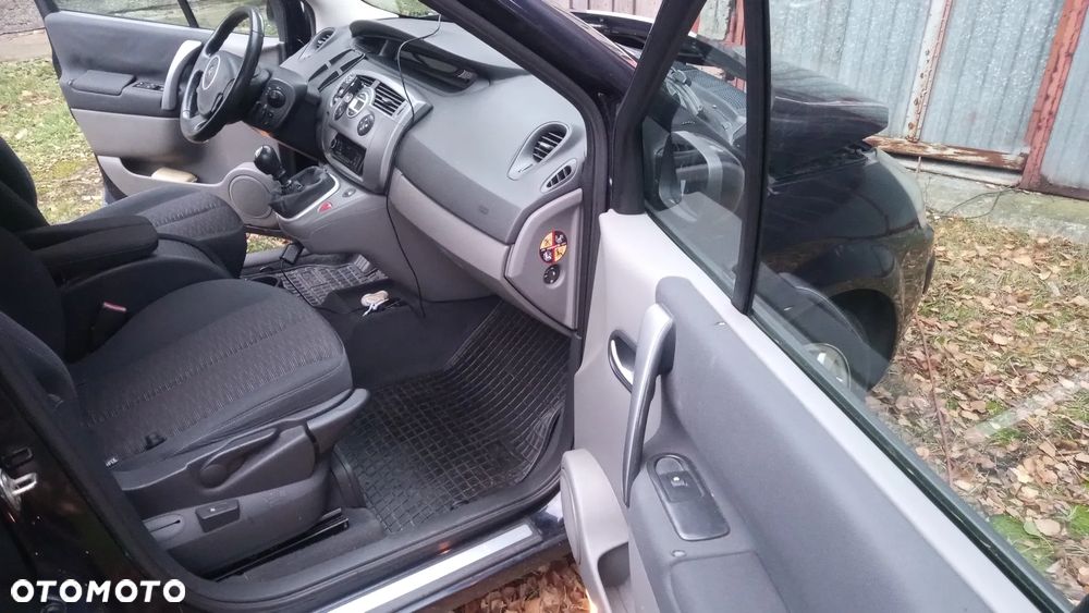 Renault Scenic 1.9 dCi FAP Privilege - 7