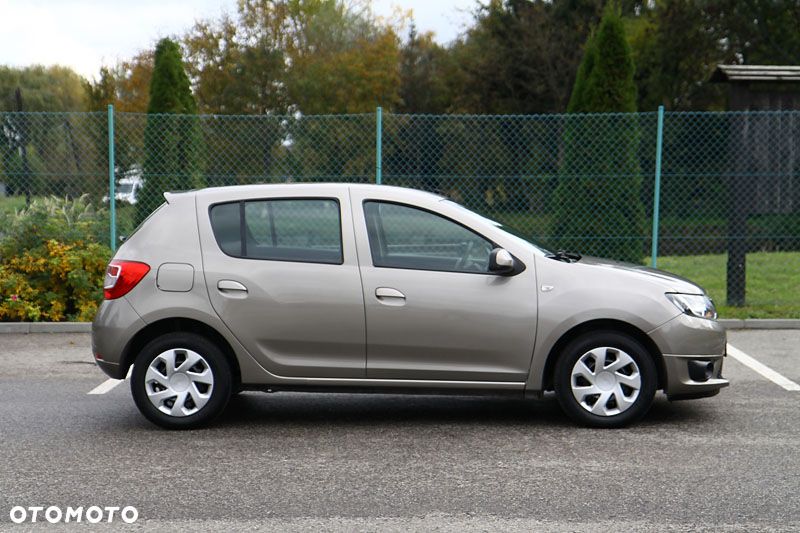 Dacia Sandero 1.2 16V - 5