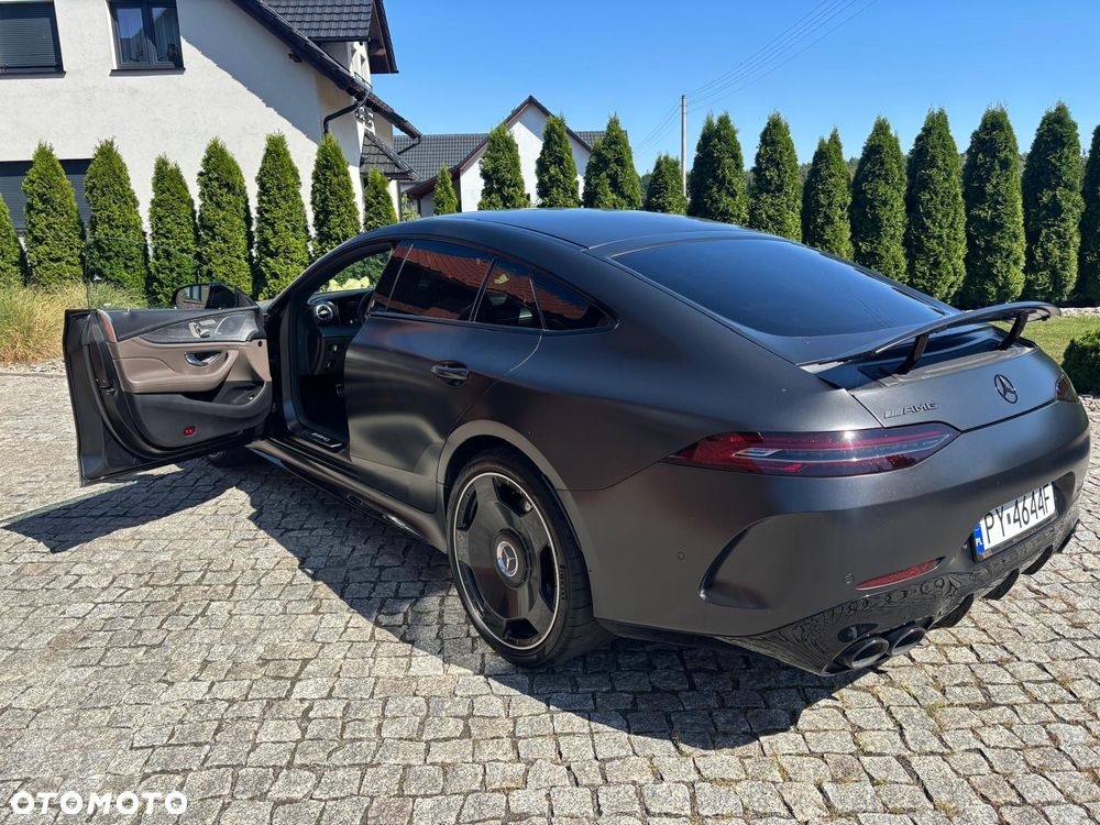 Mercedes-Benz AMG GT - 7