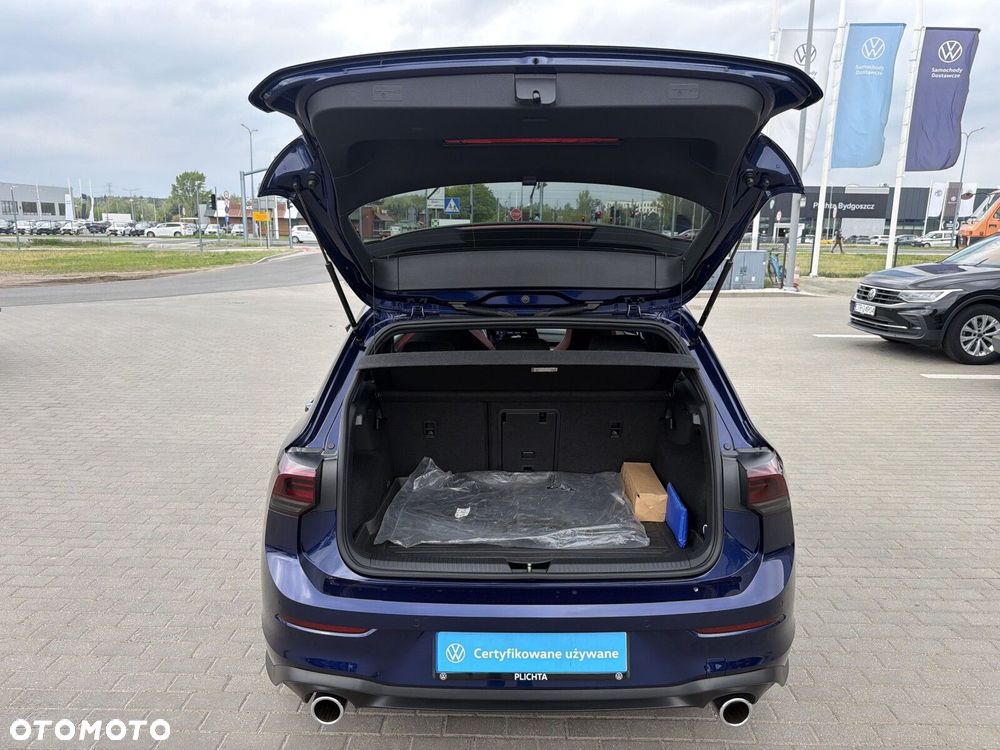 Volkswagen Golf - 18
