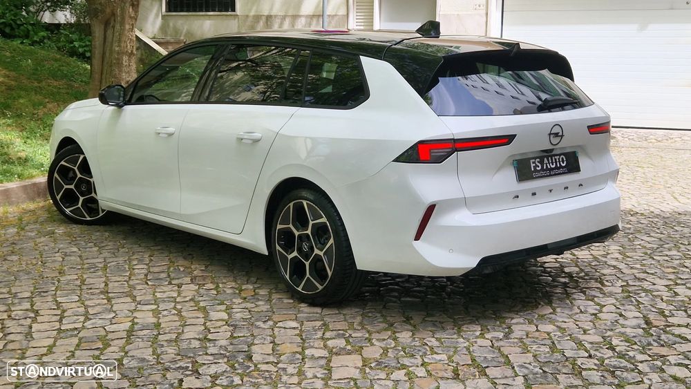 Opel Astra Sports Tourer 1.2 Turbo Auto GS Line - 9