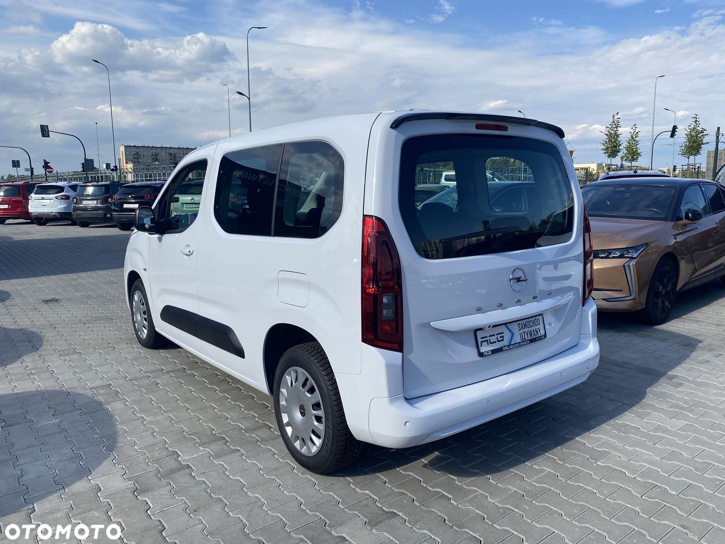 Opel Combo Life 1.2 Turbo Edition S&S - 8