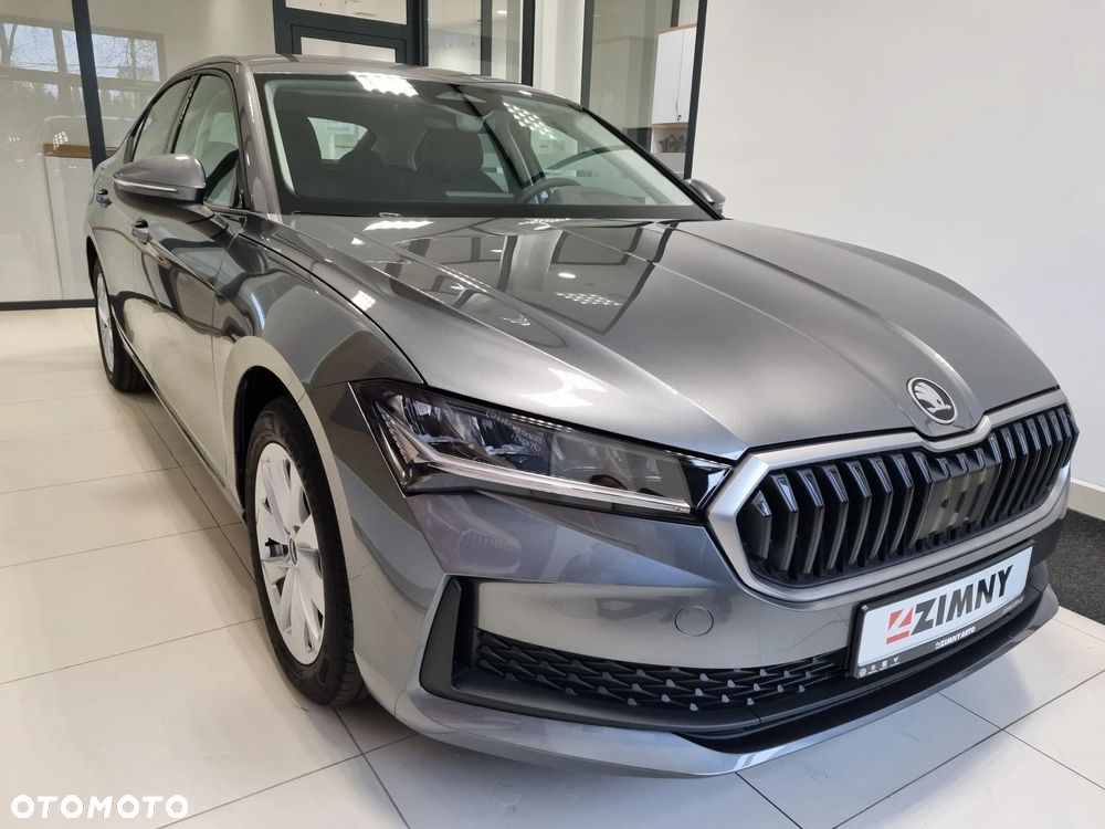 Skoda Superb 2.0 TSI Edition 130 DSG - 8