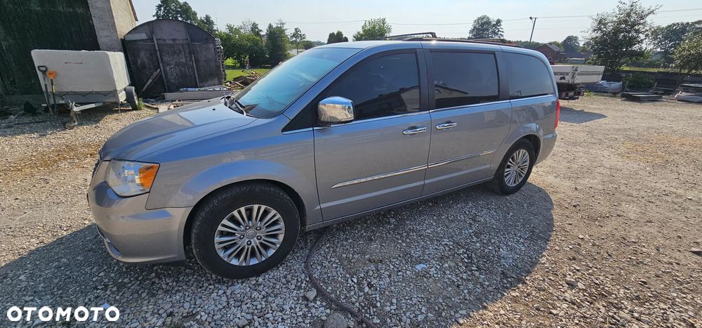 Chrysler Town & Country 3.6 Touring - 1