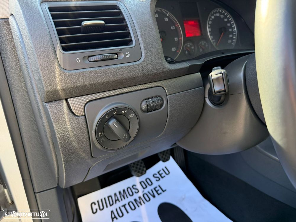 VW Golf 1.4 FSi Confortline - 26