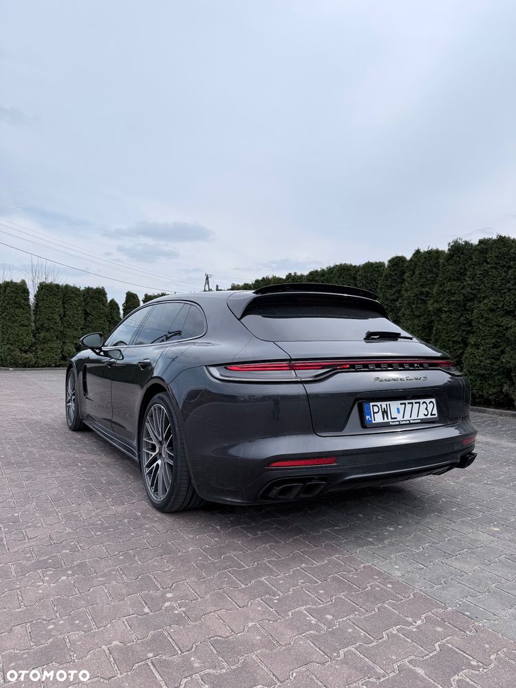 Porsche Panamera Turbo Executive - 9