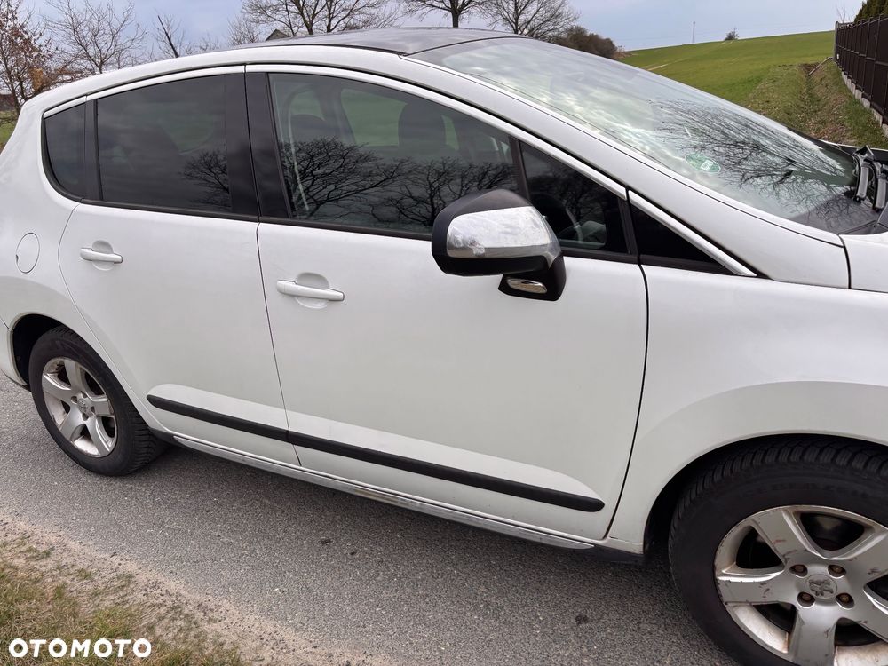 Peugeot 3008 HDi FAP 150 Allure - 3