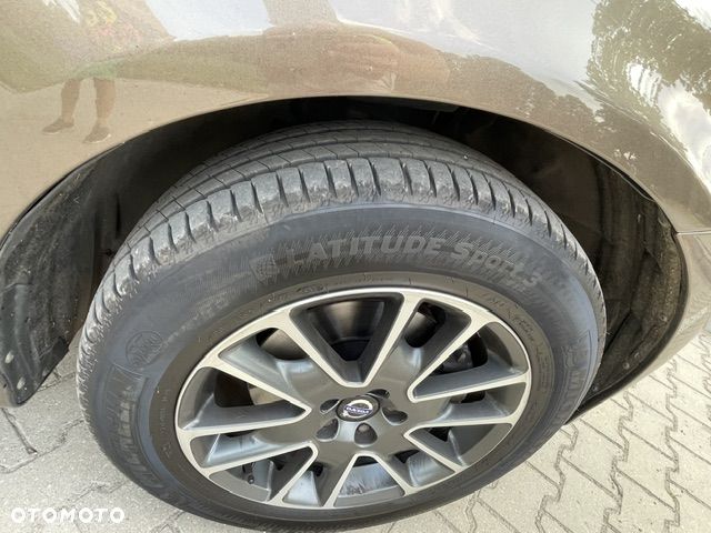 Volvo XC 60 - 25