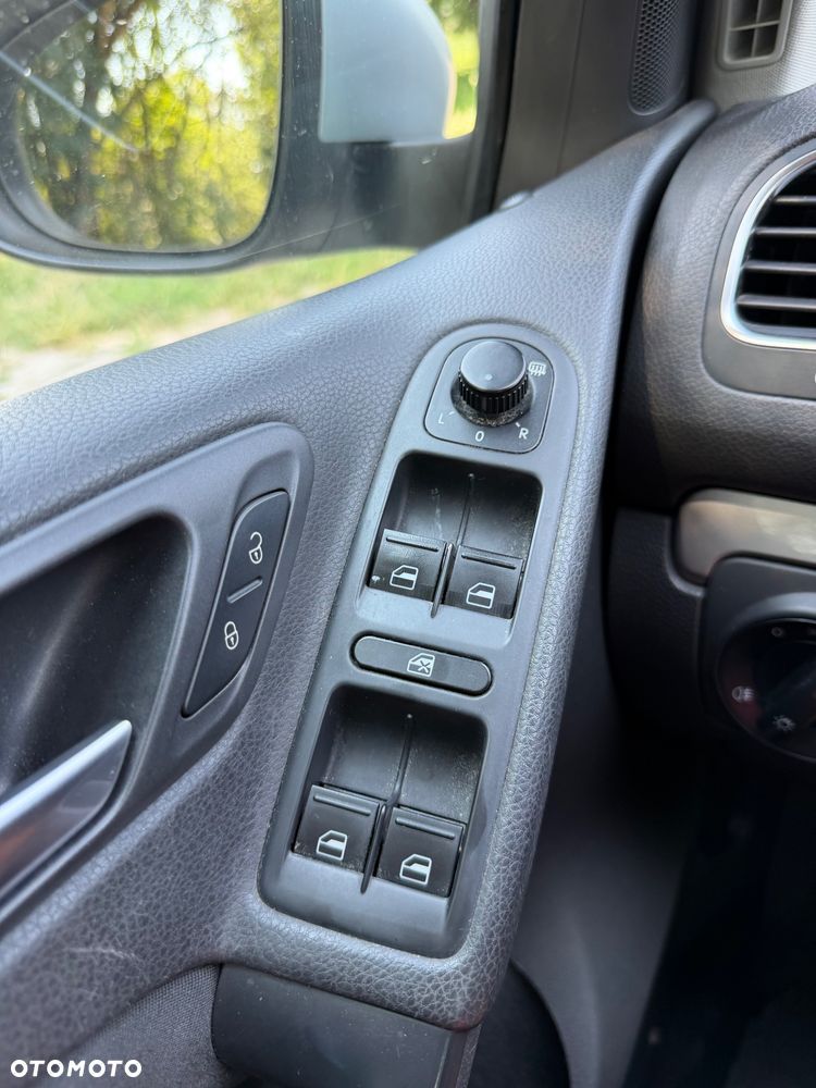 Volkswagen Golf - 15