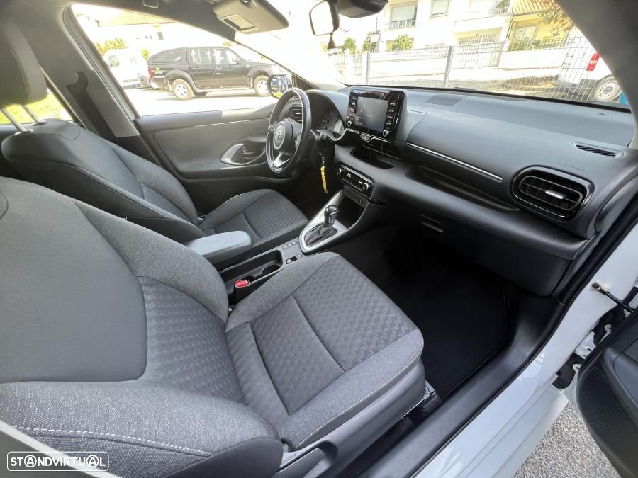 Toyota Yaris 1.5 HDF Comfort Plus - 19