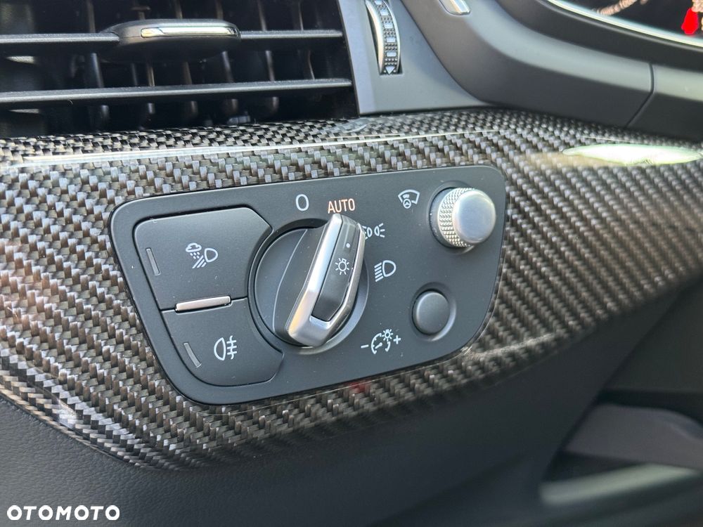 Audi RS4 Avant TFSI Quattro Tiptronic - 21