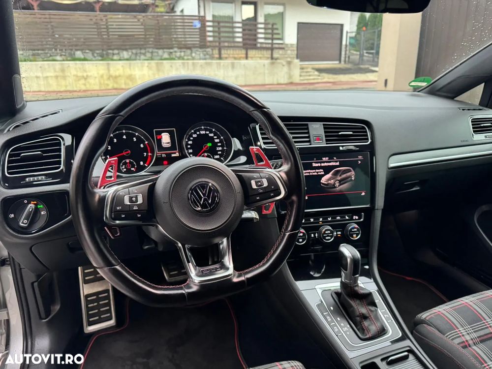 Volkswagen Golf 2.0 TSI DSG GTI - 5