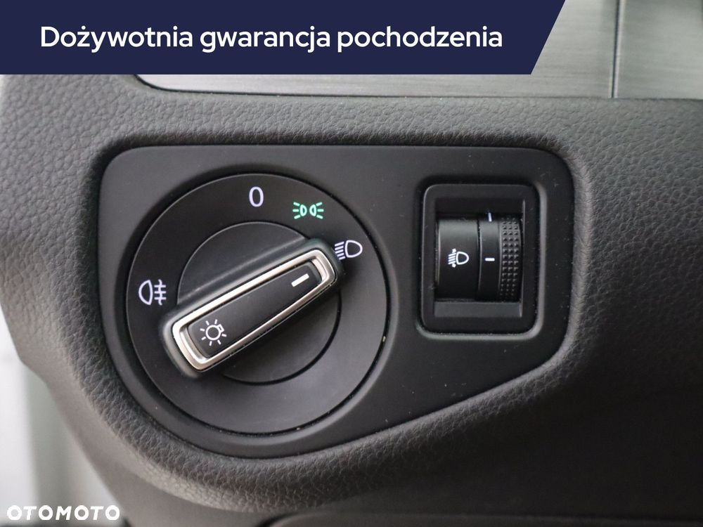 Volkswagen Golf - 17