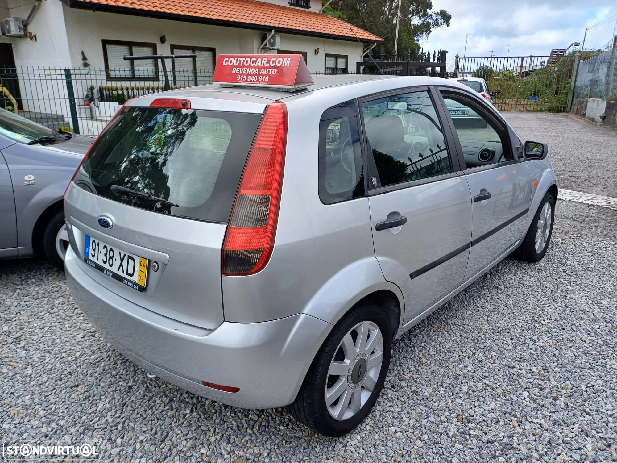 Ford Fiesta 1.25 Ghia - 4