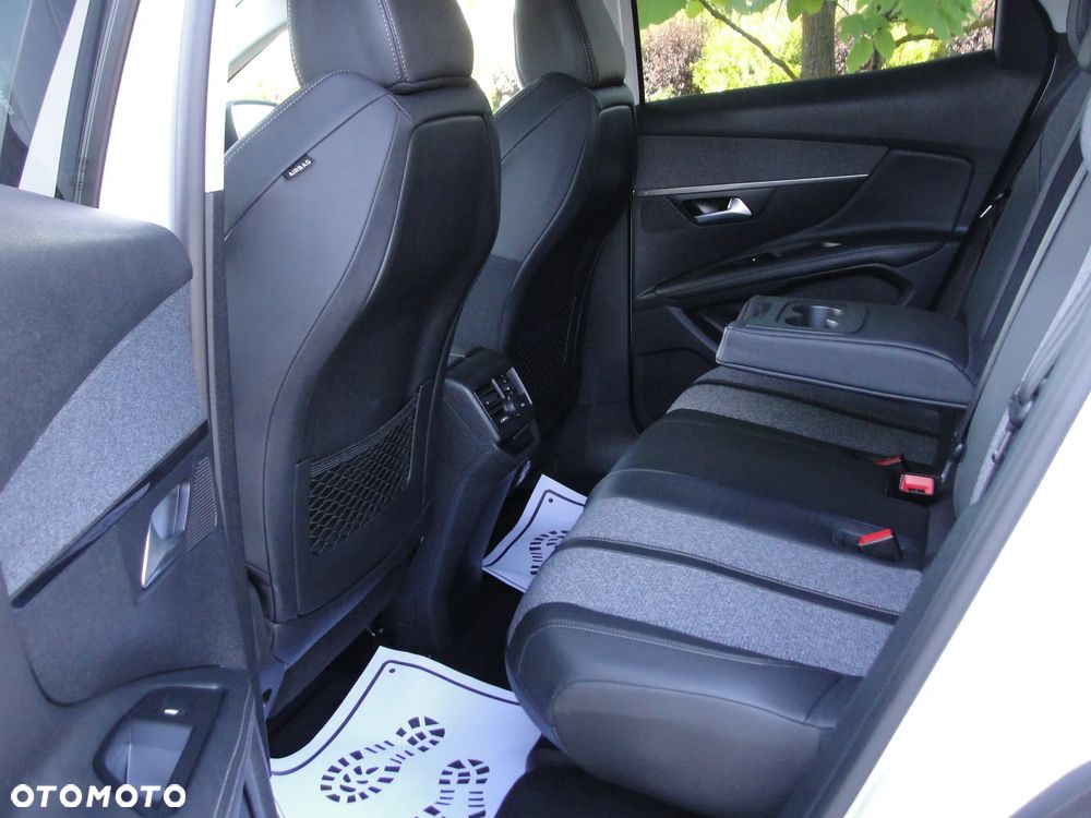 Peugeot 3008 BlueHDi 130 Stop & Start Allure - 27