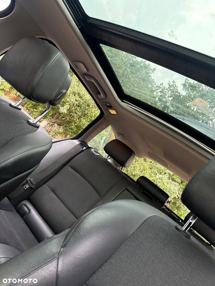 BMW Seria 5 520d BluePerformance - 8