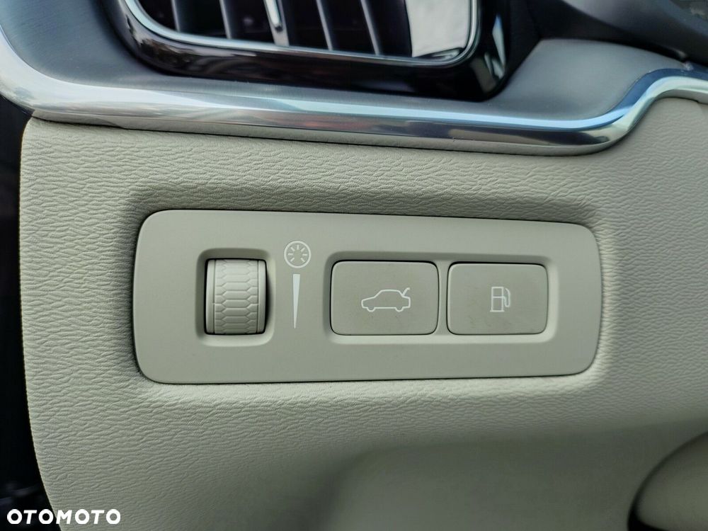 Volvo XC 60 - 33