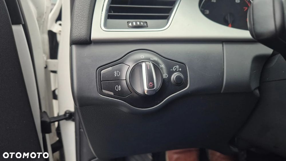 Audi A4 Avant 2.0 TFSI Attraction - 28