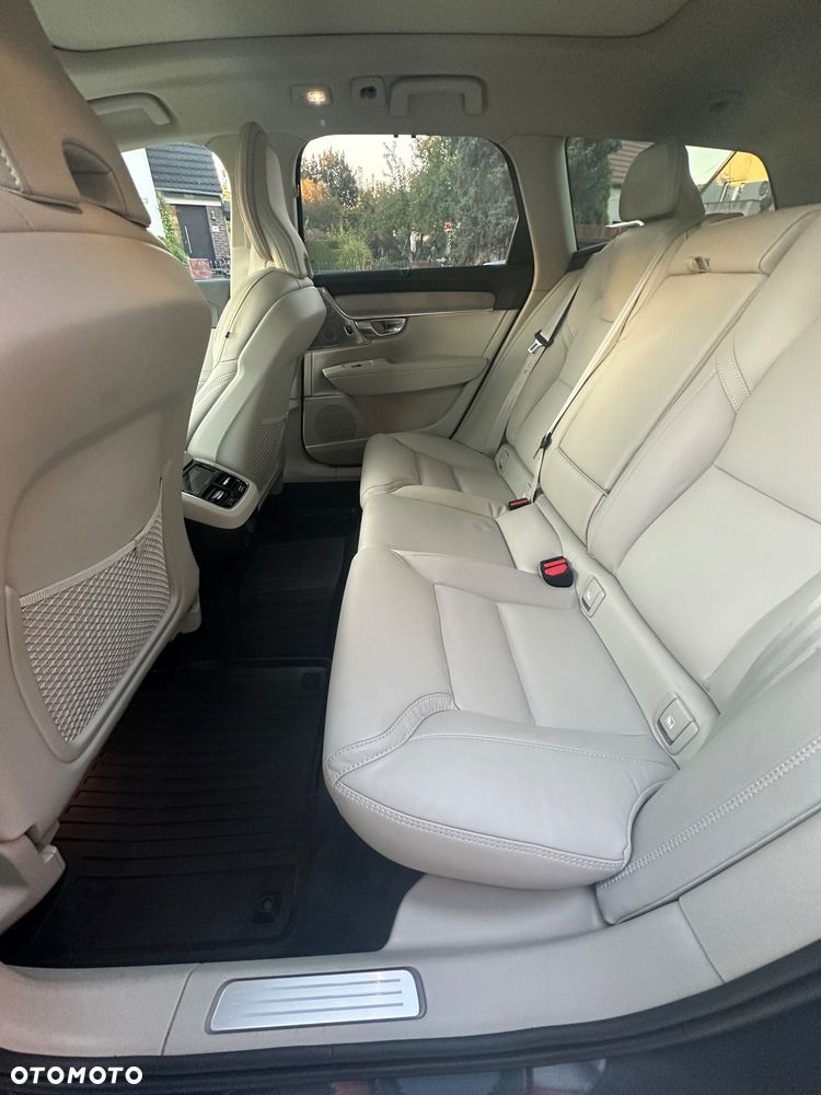 Volvo V90 - 4