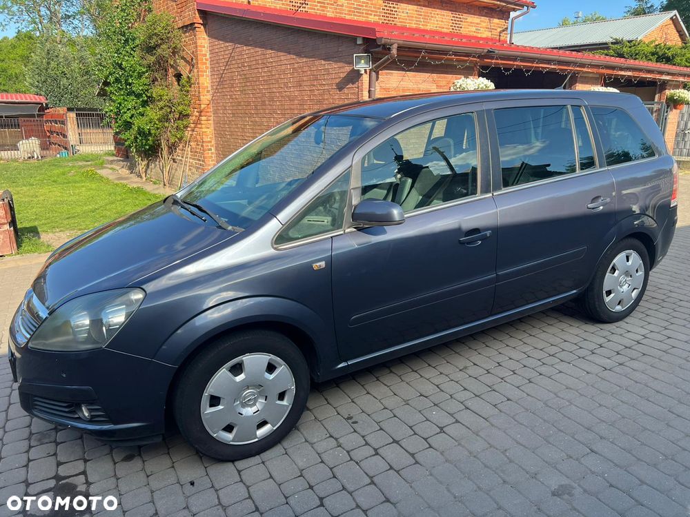 Opel Zafira 1.8 Family - 1