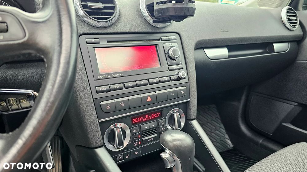 Audi A3 2.0 TDI DPF (DSG) S tronic Ambition - 19
